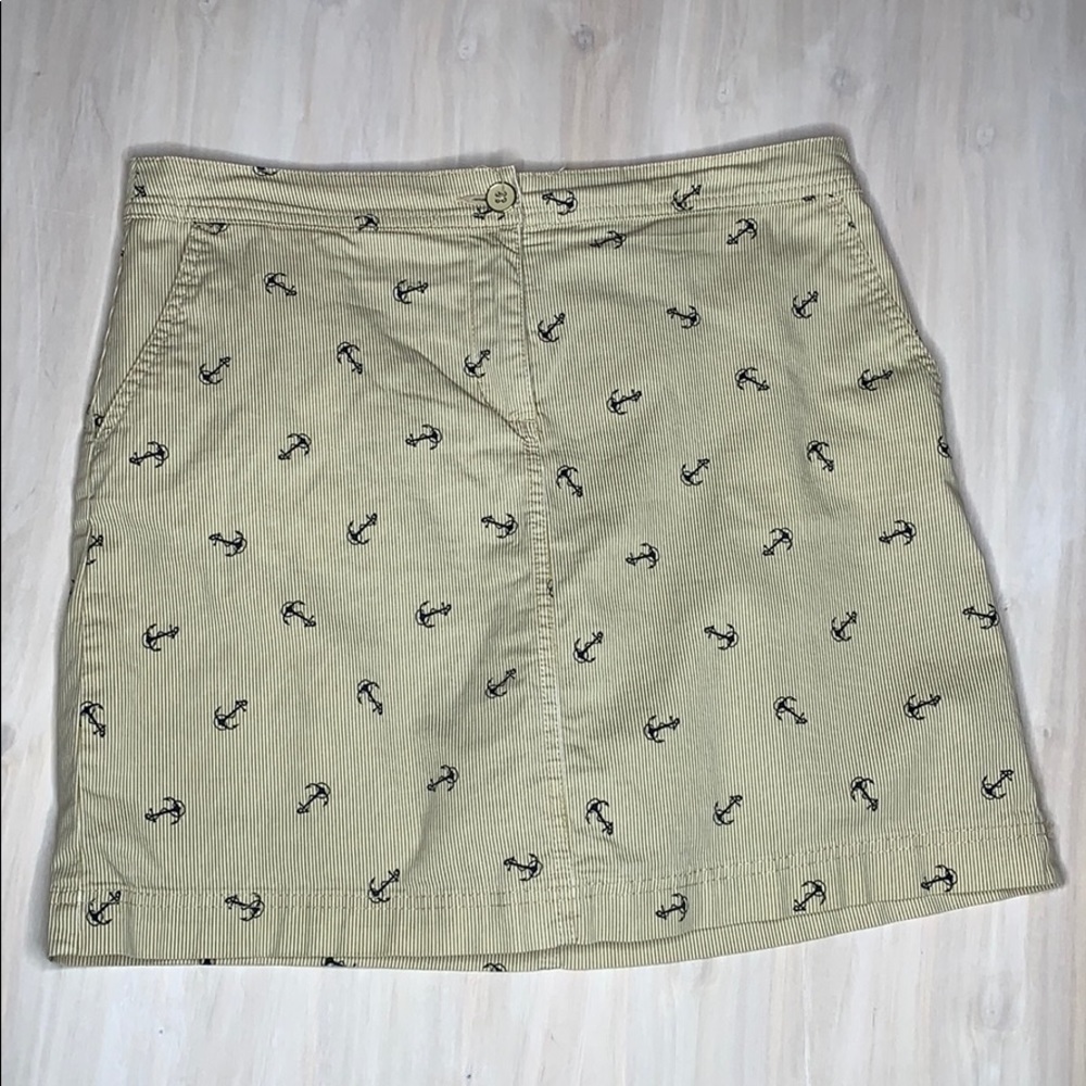 ⭐️ KAREN SCOTT TAN SKORT ANCHOR PATTERN